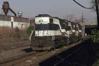 3GP-38's_Fresh-Pond-Jct._viewE_5-89_AJosephDaly.jpg (414728 bytes)